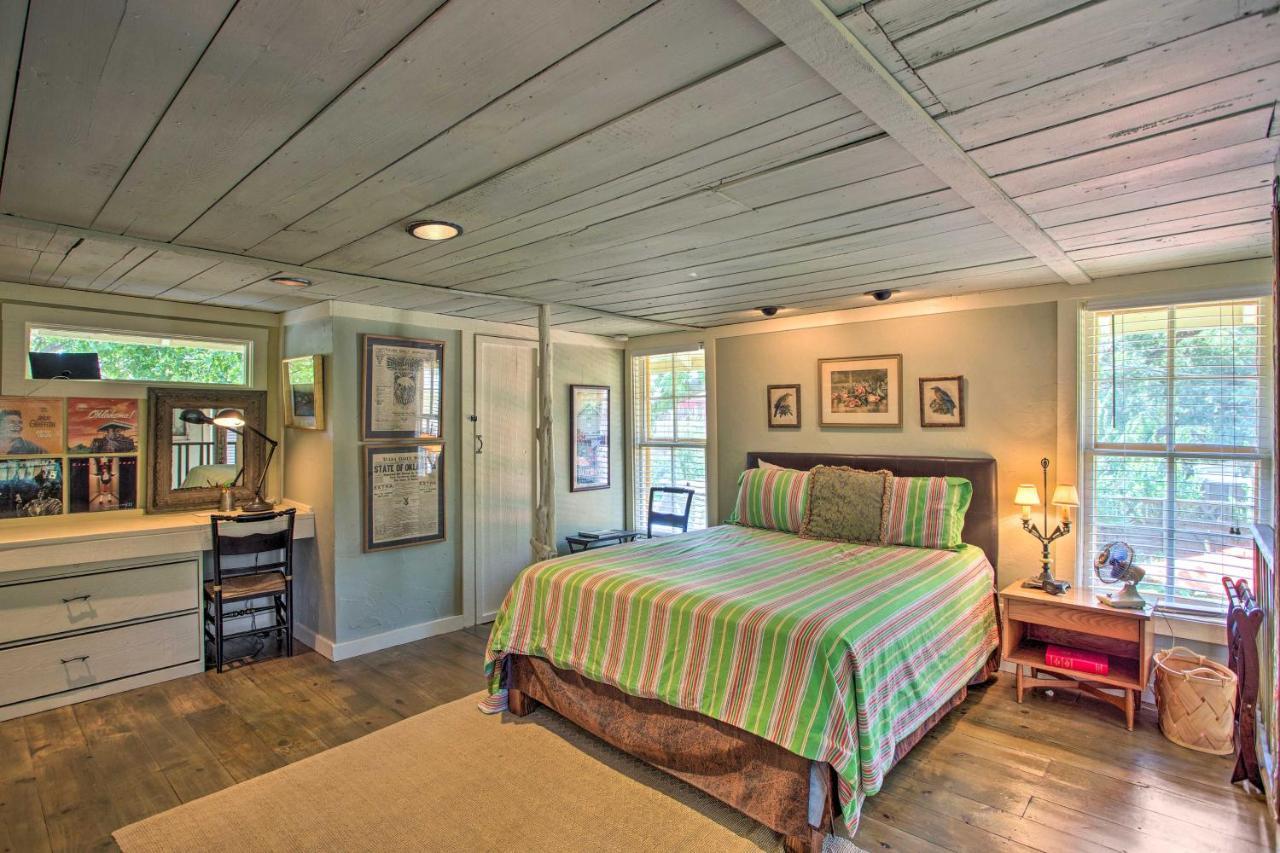 Historic Fort Worth Cottage With Shared Pool! Eksteriør billede